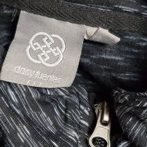 Daisy Fuentes Medium Black Full Zip Sweatshirt - Picture 4 of 7